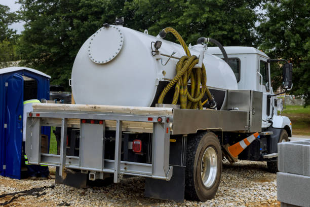 Portable Toilet Options We Offer in Collins, MS